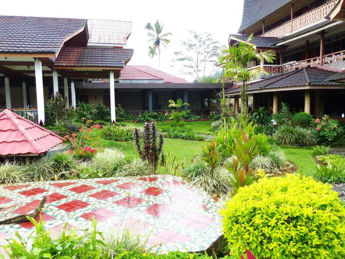 Toraja Torsina Hotel Рантепао Экстерьер фото