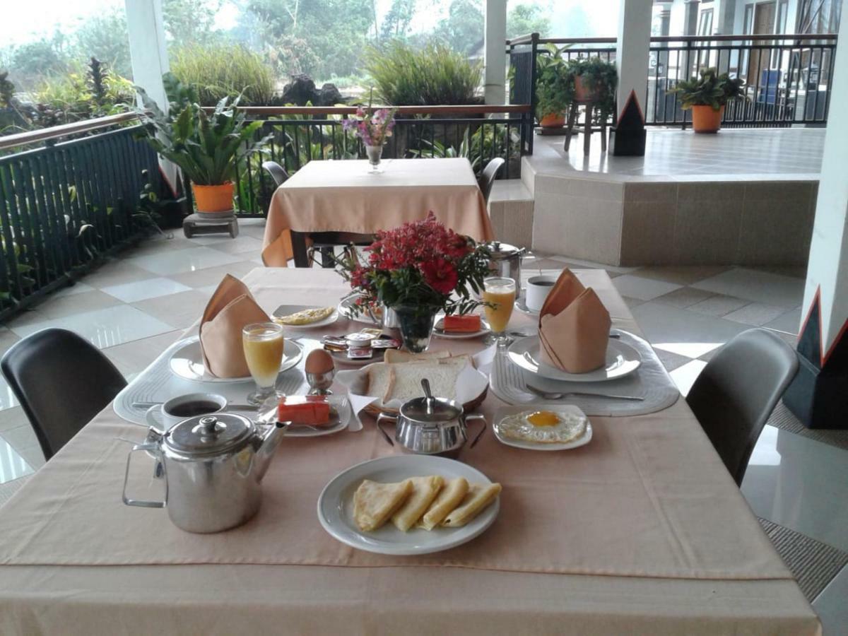 Toraja Torsina Hotel Рантепао Экстерьер фото